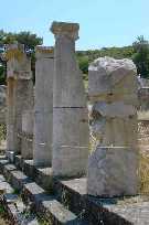 S�ulen, S�ulen und Steine ....